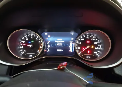 2018 Jeep Compass Limited 4X4 z USA, uszkodzony, nr VIN 3C4NJDCB3JT266978